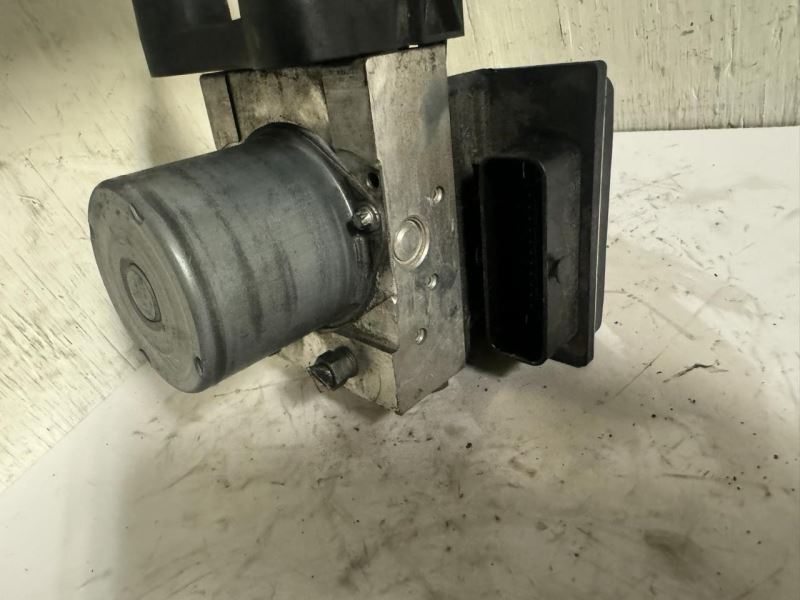 10 MERCEDES E350 ABS PUMP ANTI LOCK BRAKE MODULE- A 212 431 29 12; 0 265 236 310