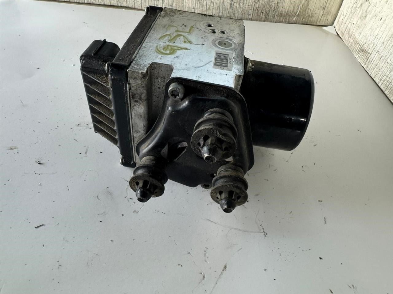 2008 PASSAT ABS Pump Anti Lock Brake Module - 16431602-C