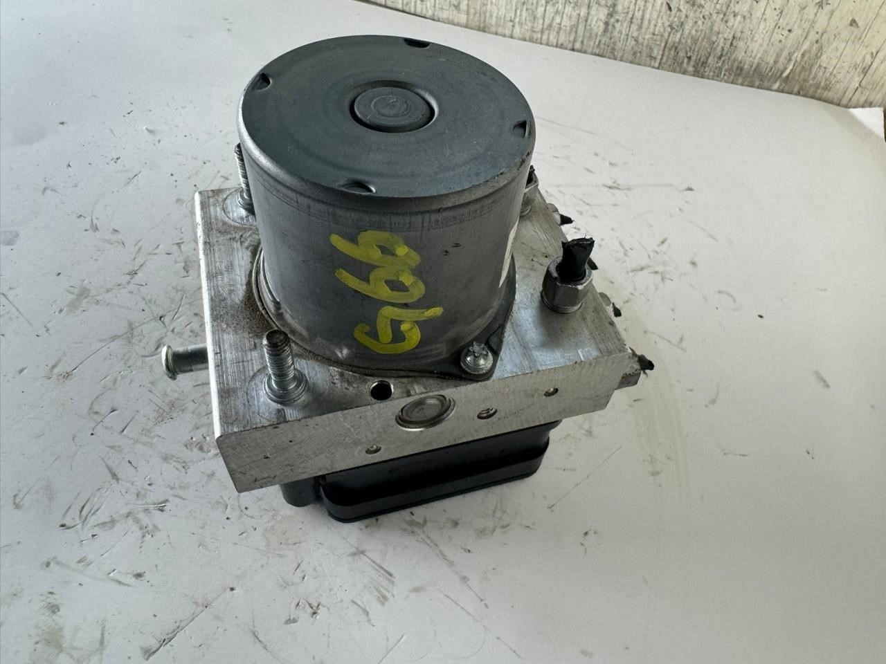 2019 CHEROKEE ABS Pump Anti Lock Brake Module - P68287910AF