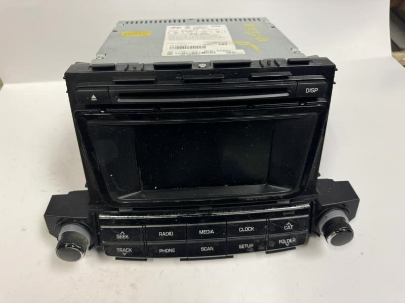 16-17 TUCSON AM FM CD PLAYER RADIO RECIEVER - 96180-D31004X