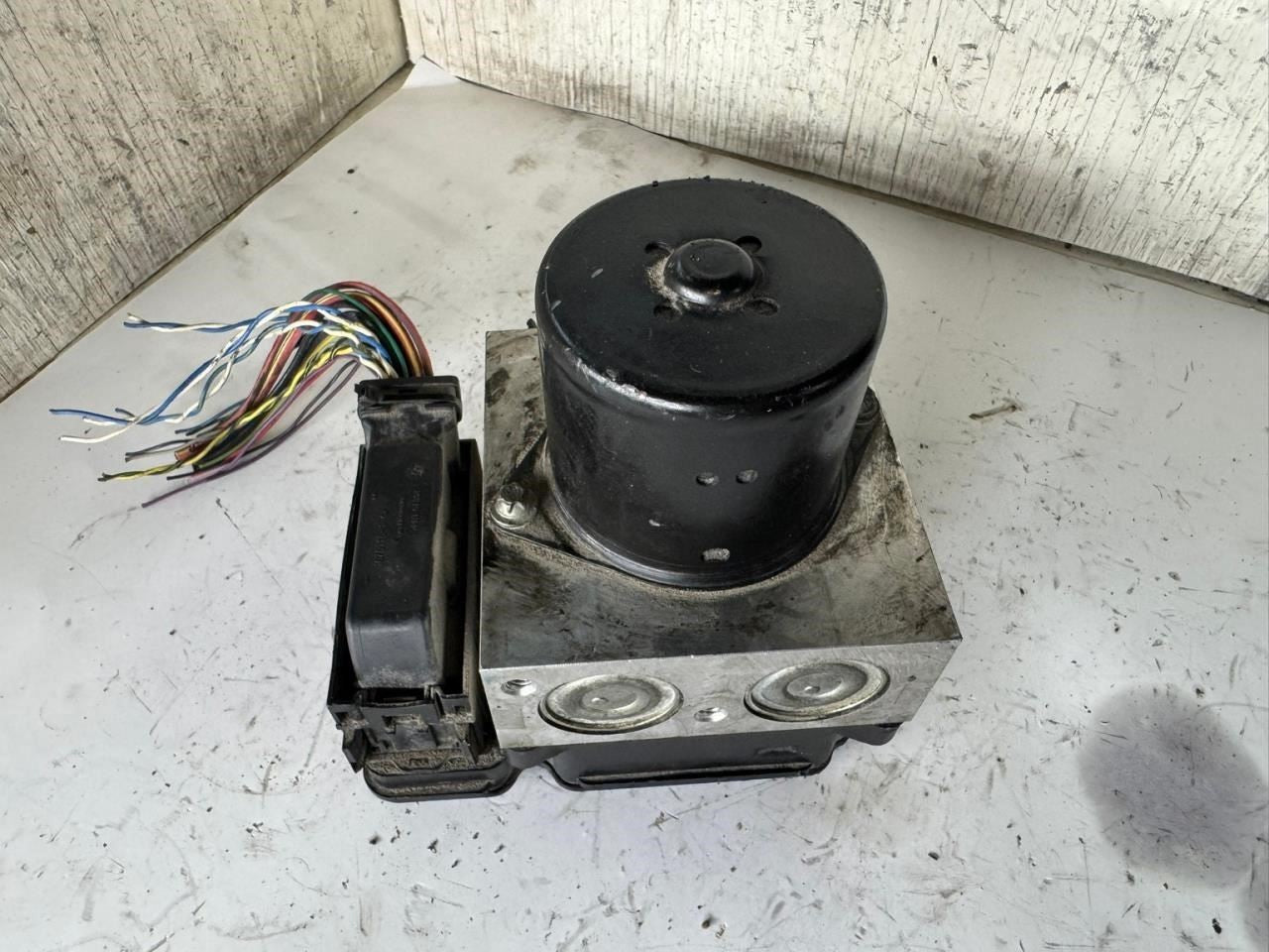 13-16 MALIBU ABS Pump Anti Lock Brake Module - 22971448