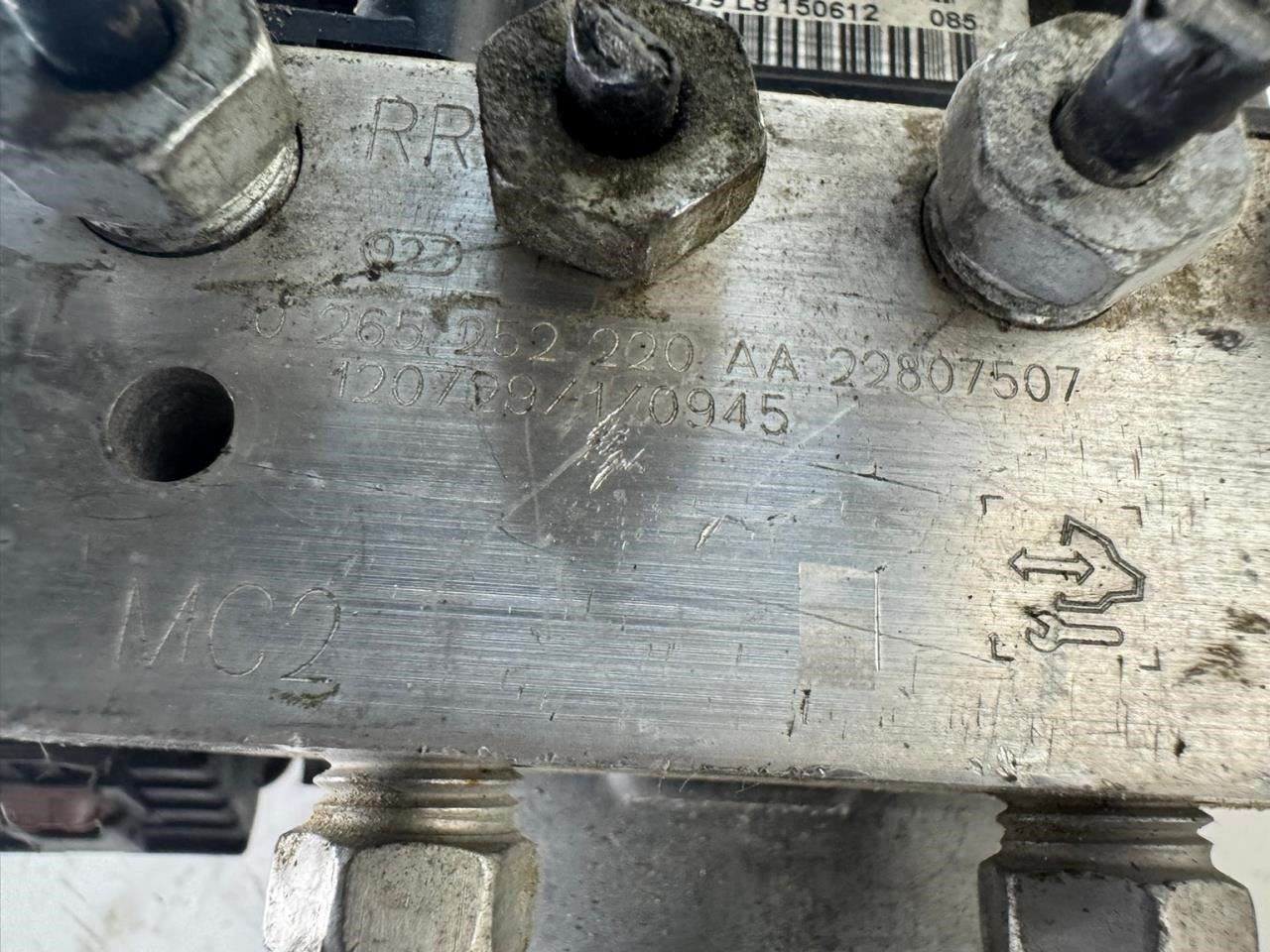 12-15 CAMARO ABS Pump Anti Lock Brake Module - 22807507