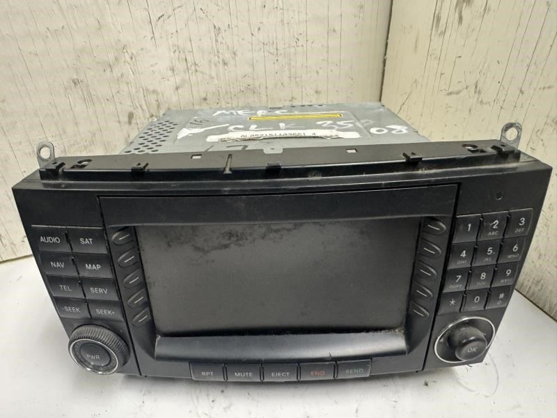 07-09 MERCEDES CLK350 Radio Stereo Cd Player Navigation - A 209 820 39 89; BB052