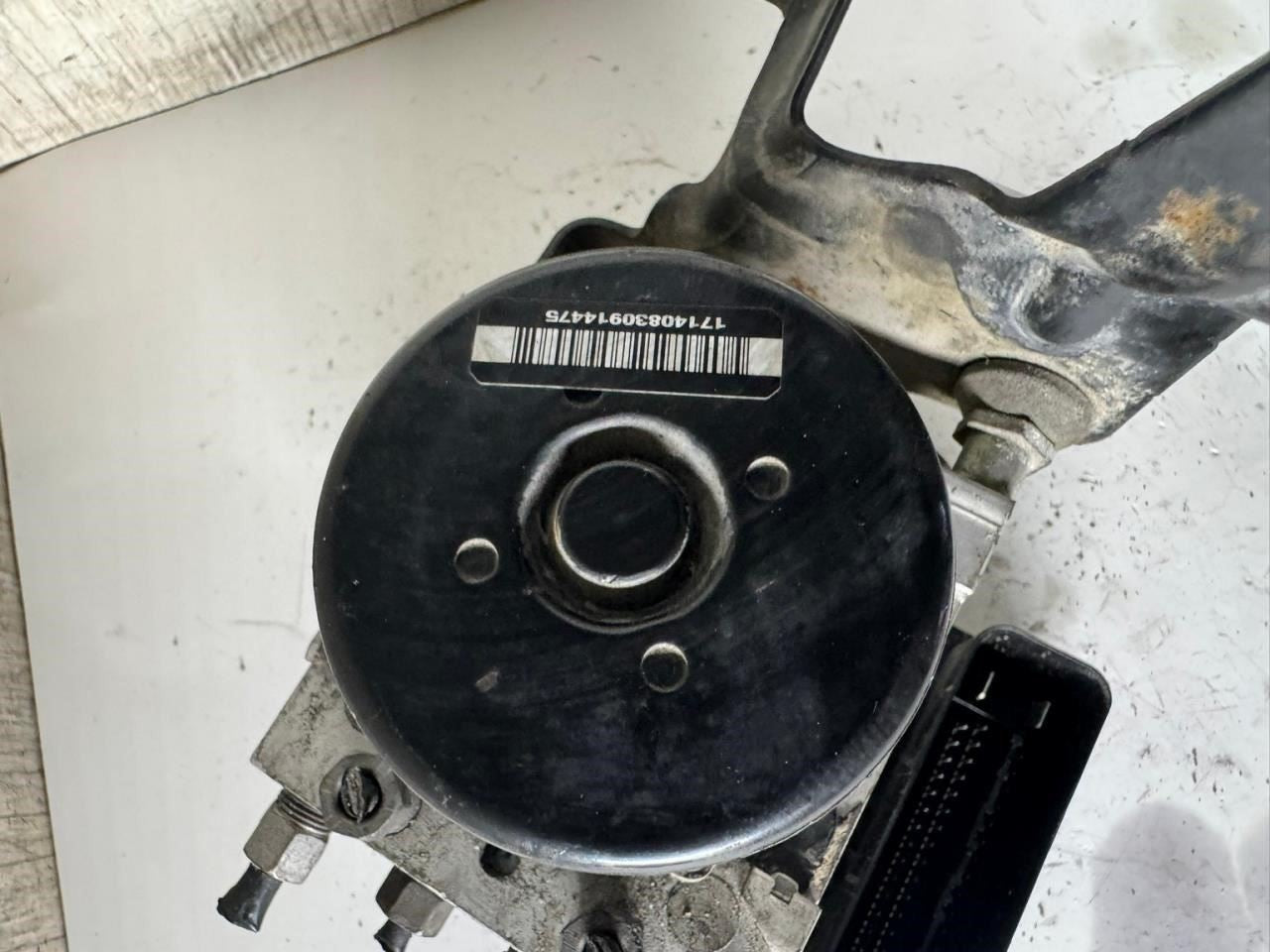 2007 LIBERTY ABS Pump Anti Lock Brake Module - P52129438AC
