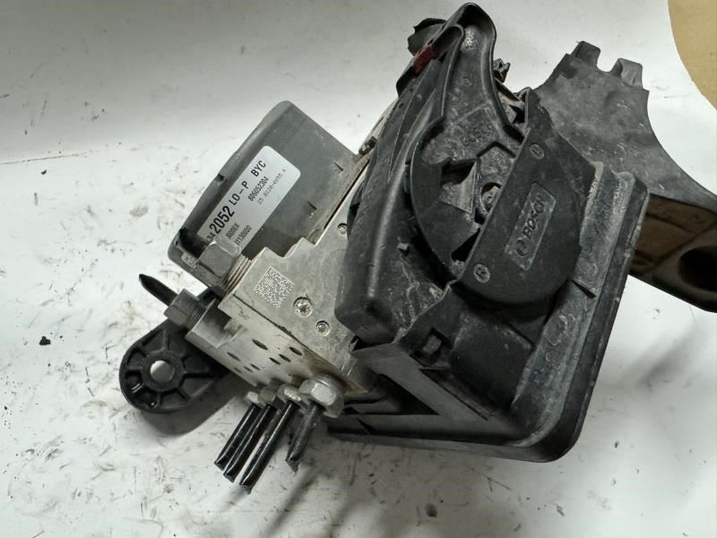 18-19 EQUINOX ANTI LOCK BRAKE ABS CONTROL MODULE- 84342052