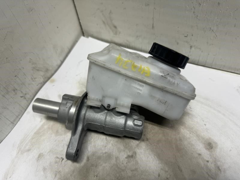 14-19 MINI COOPER BRAKE MASTER CYLINDER WITH RESERVOIR TANK