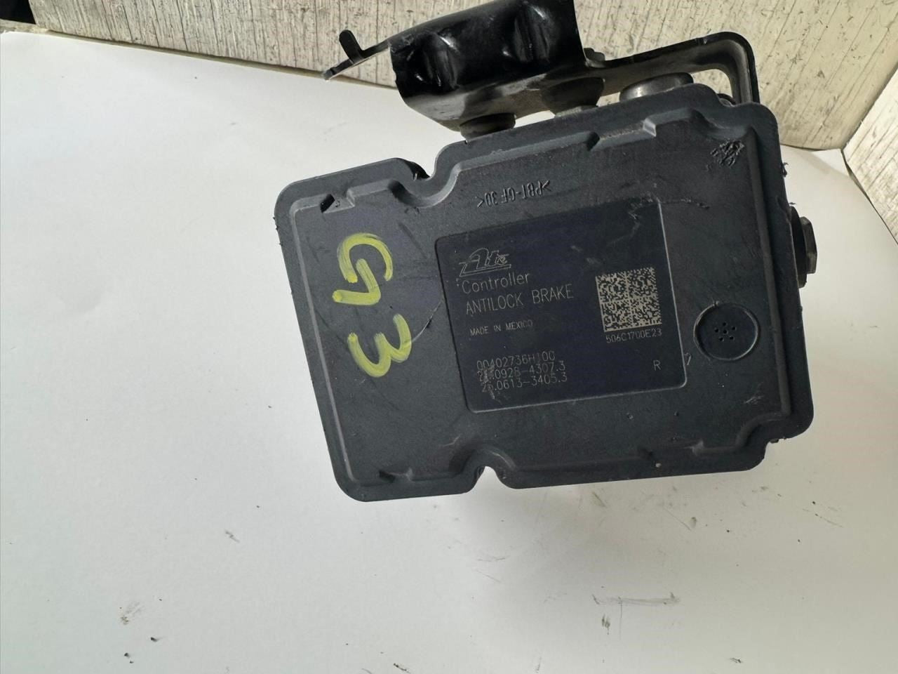 2005 GRAND CHEROKEE ABS Pump Anti Lock Brake Module - 00402736H100