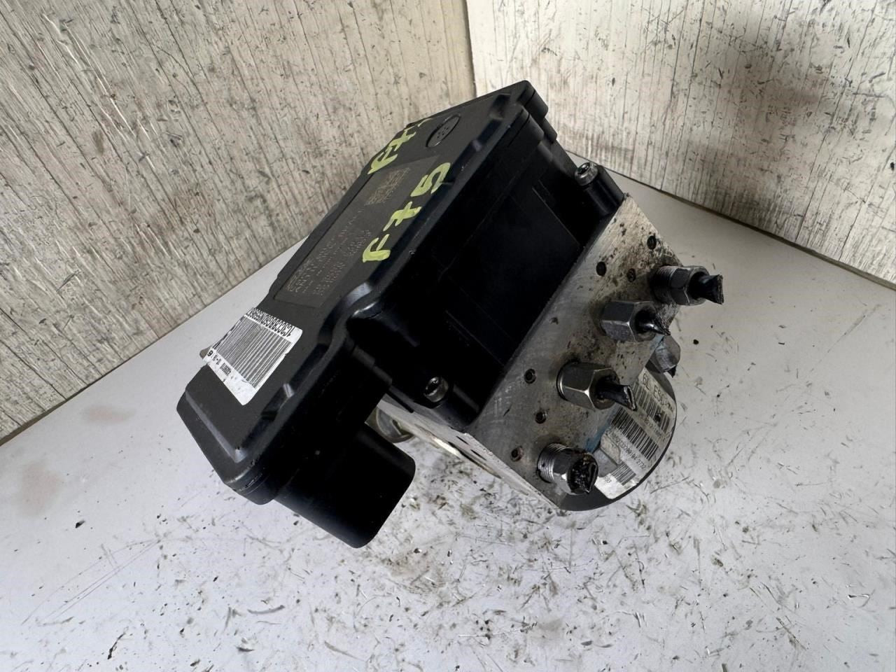 2012 AVENGER ABS Pump Anti Lock Brake Module - P68148760AA