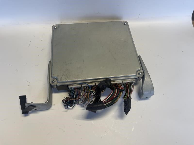 06 SEQUOIA ENGINE CONTROL MODULE COMPUTER ECU ECM- 89661-0C740