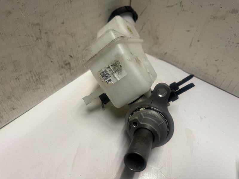 2022 SONATA  BRAKE MASTER CYLINDER