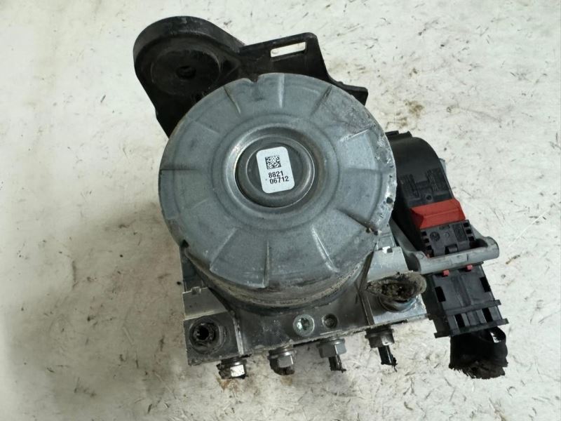 2022 TIGUAN Anti Lock Brake System ABS Pump Module  - 5Q0 614 517 GB  