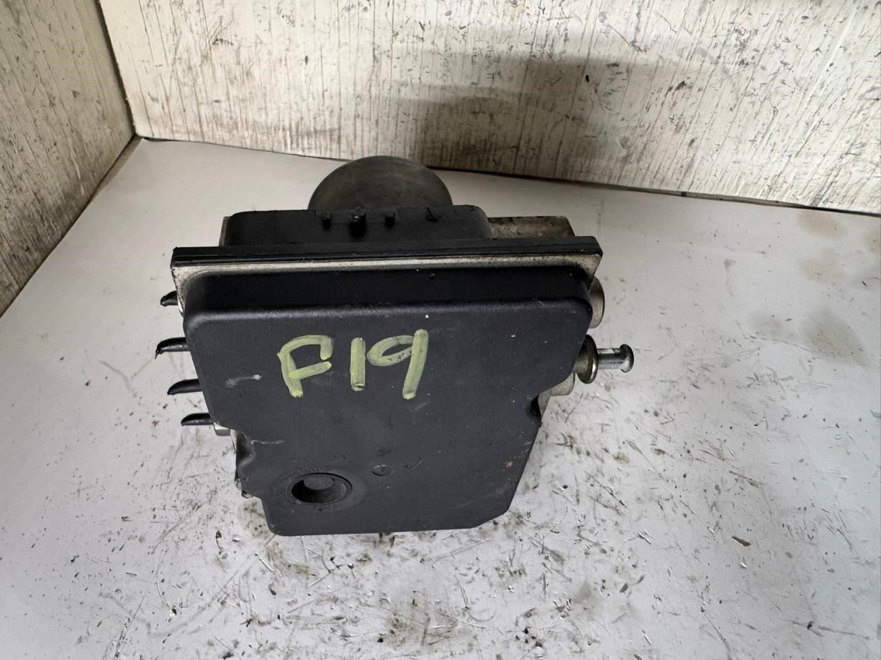 2010 FORD F150 ABS Pump Anti Lock Brake Module - AL34-2C405-A