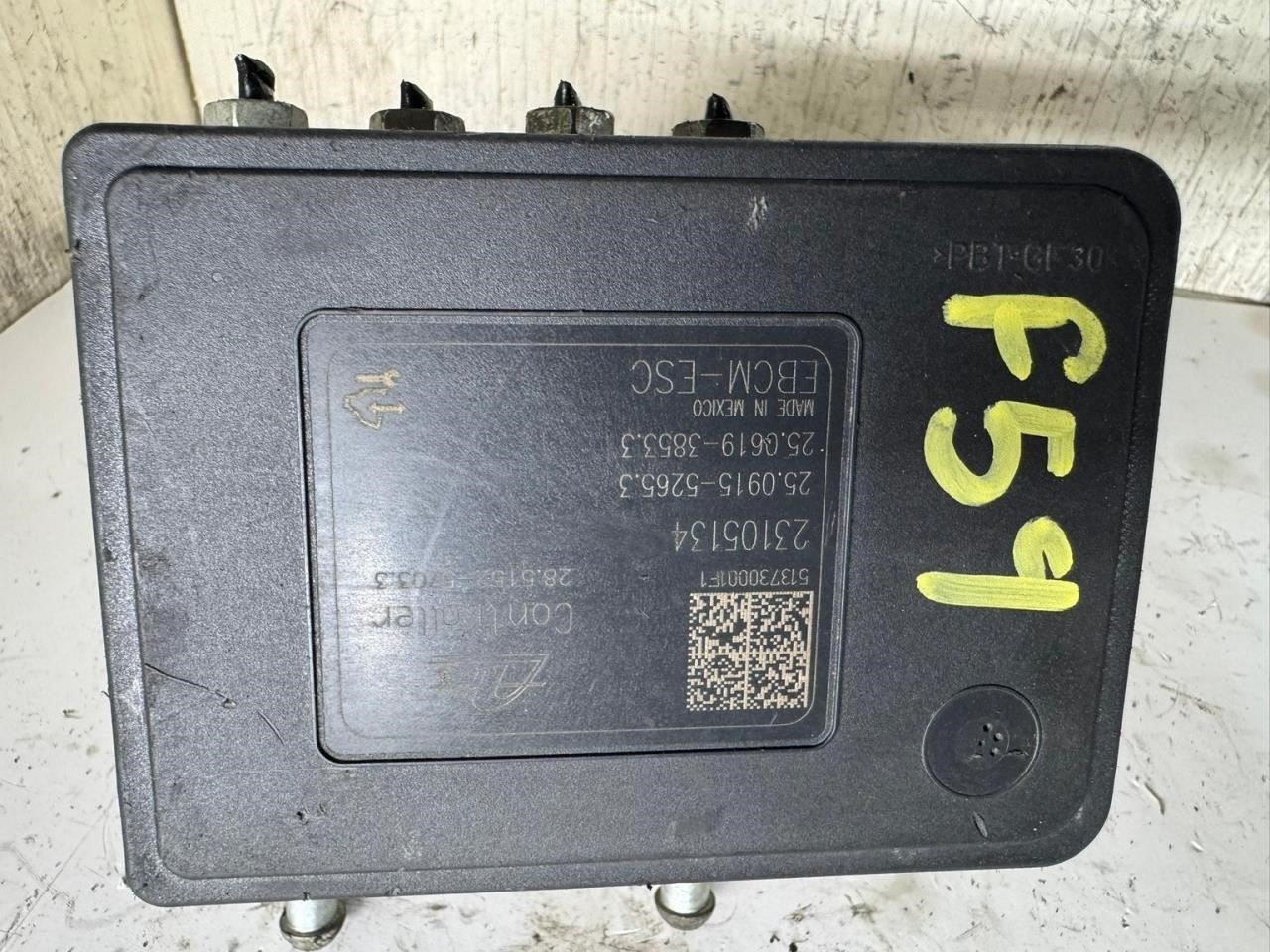 13-14 XTS ABS Pump Anti Lock Brake Module - 23105132