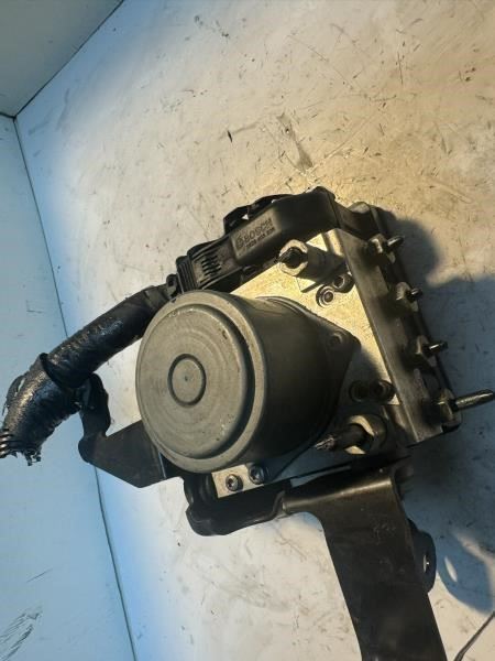 16 IMPALA ANTI LOCK BRAKE SYSTEM ABS PUMP MODULE - 23234101