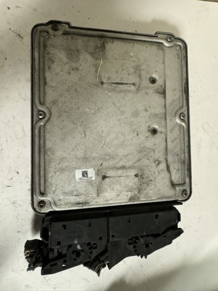 2010 TRAVERSE Engine Control Module Computer ECU ECM PCM - 19300014