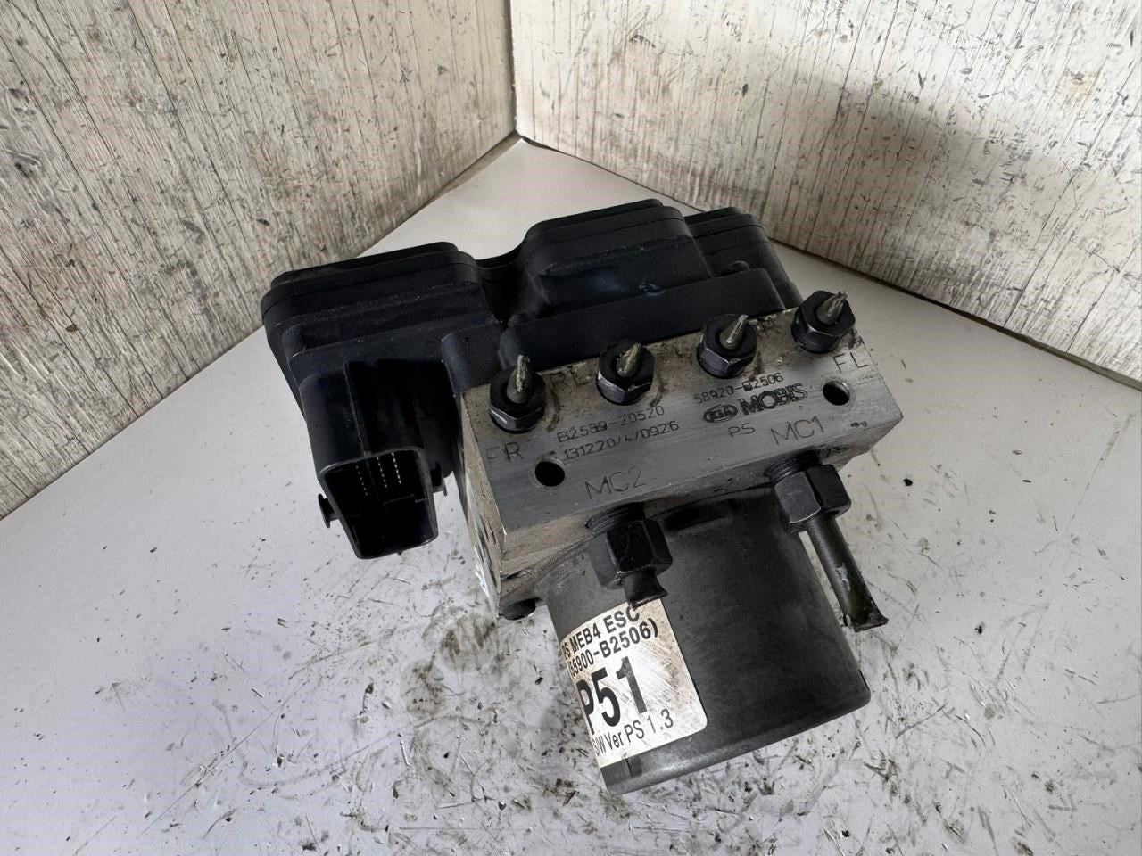 14-15 SOUL ABS Pump Anti Lock Brake Module - 58900-B2506