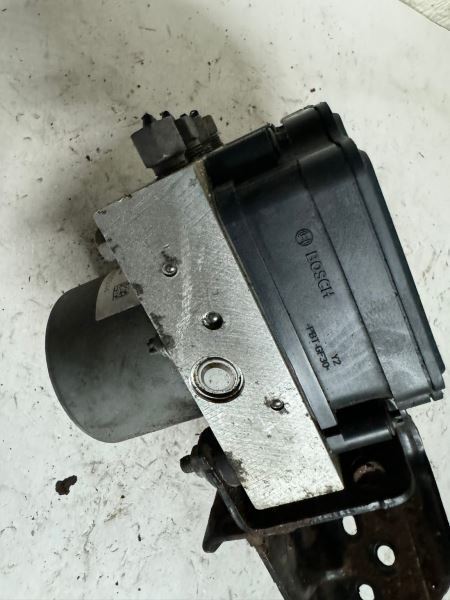 15-19 CARAVAN Anti Lock Brake System ABS Pump Module  - P68183803AC