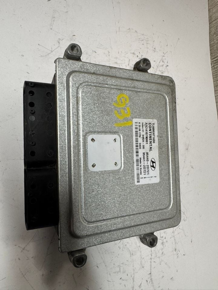 16-18 TUCSON Engine Control Module Computer ECU - 95440-2D721; 95441-2D721
