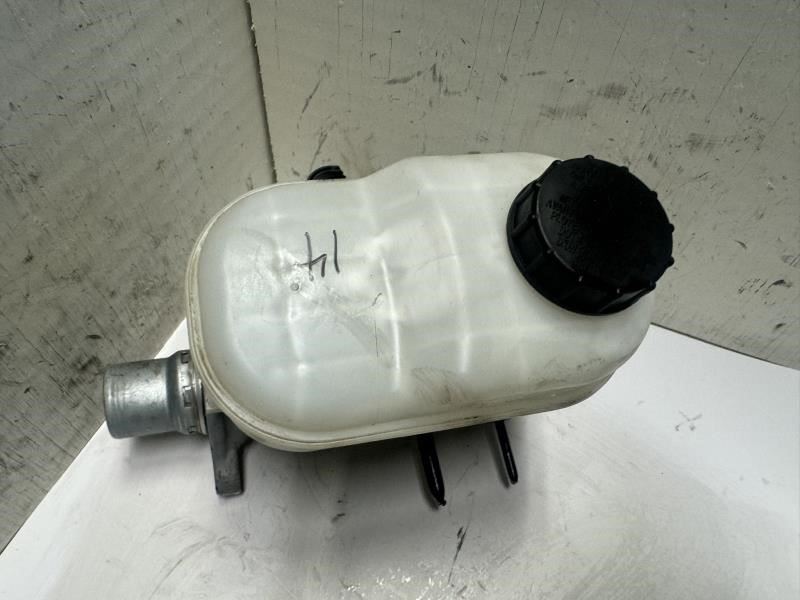 15-17 FORD F150 PICKUP BRAKE MASTER CYLINDER