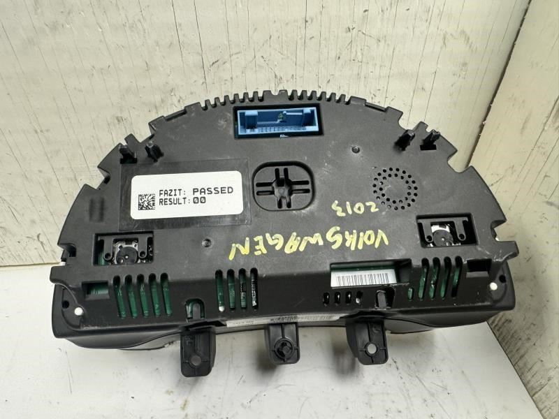 13-14 BEETLE Speedometer Instrument Cluster - 5C5920 950F