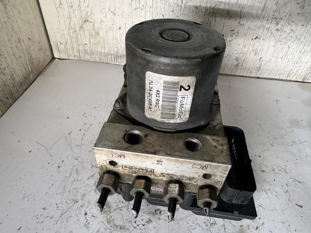2010 FORD F150 ABS Pump Anti Lock Brake Module - AL34-2C405-A