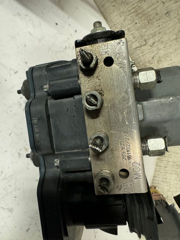 17 ROGUE ABS Pump Anti Lock Brake Module - 47660 6FL0A