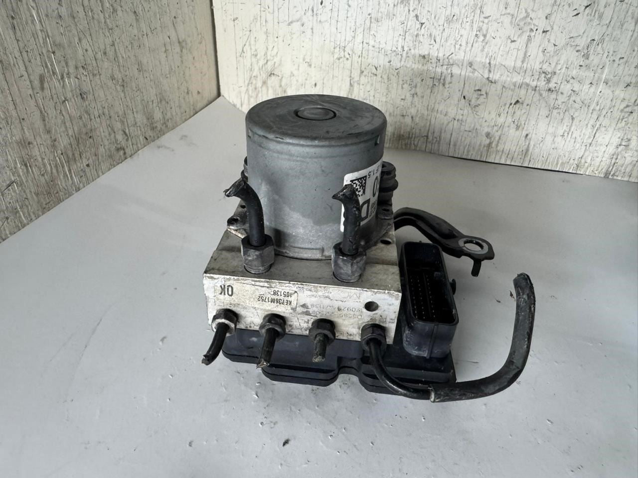 17-18 OPTIMA ABS Pump Anti Lock Brake Module - 58900-D5060