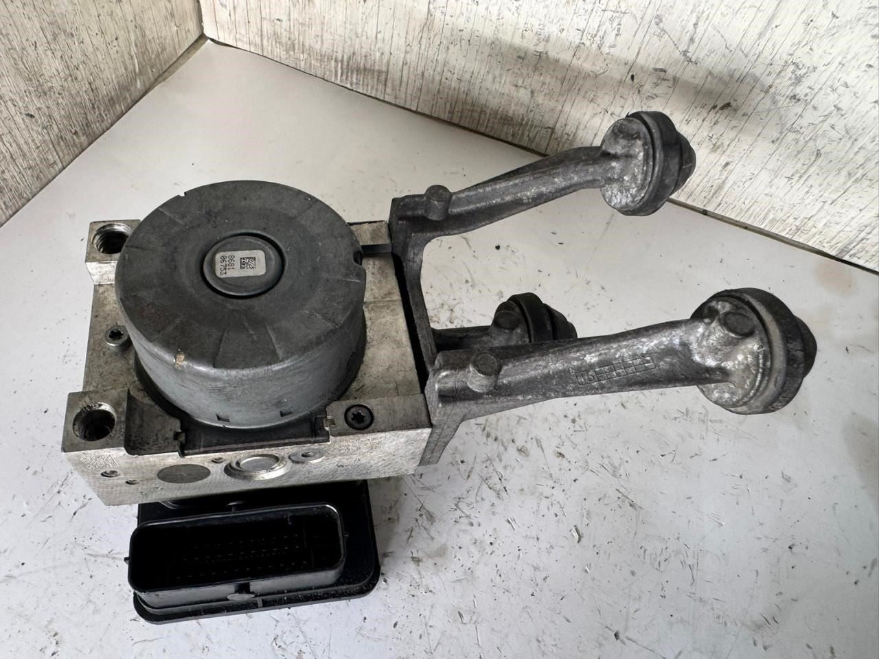 15-23 CHARGER ABS Pump Anti Lock Brake Module - P68257875AB