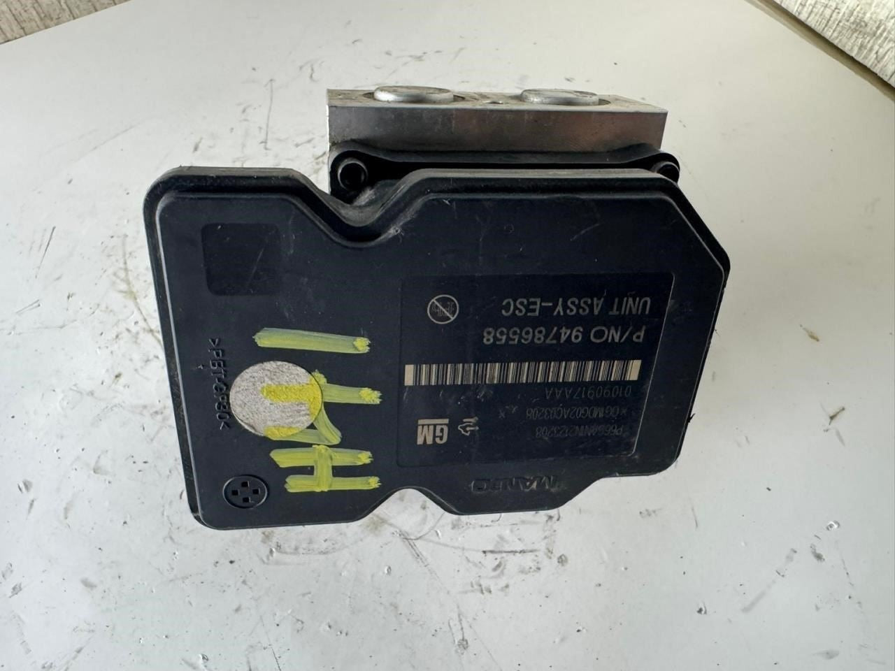 2014 ENCORE ABS Pump Anti Lock Brake Module - 94786558