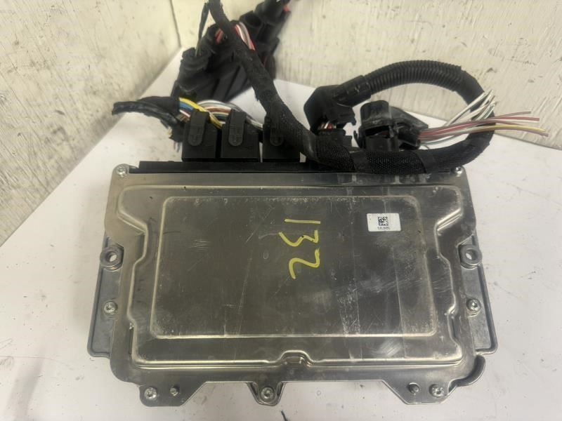 16-18 BMW X1 Engine Control Module Computer ECU ECM PCM - 8678859