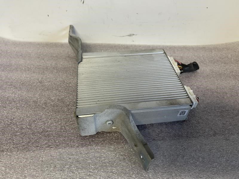 00-01 CAMRY JBL AMPLIFIER - 86280-AA040