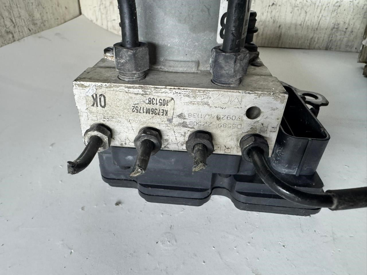 17-18 OPTIMA ABS Pump Anti Lock Brake Module - 58900-D5060