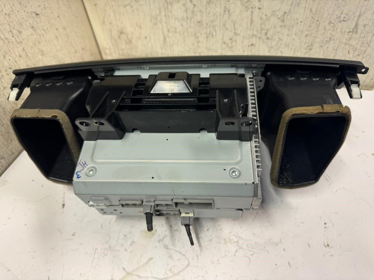 13-15 ACCORD AM FM CD Player Radio Receiver Stereo - 39100-T2A-A120