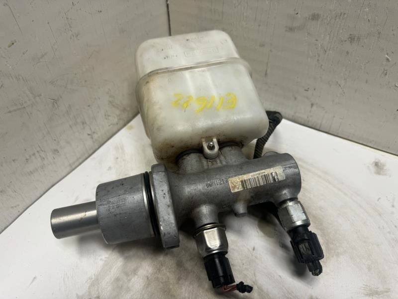 12-20 JOURNEY BRAKE MASTER CYLINDER WITH RESERVOIR TANK