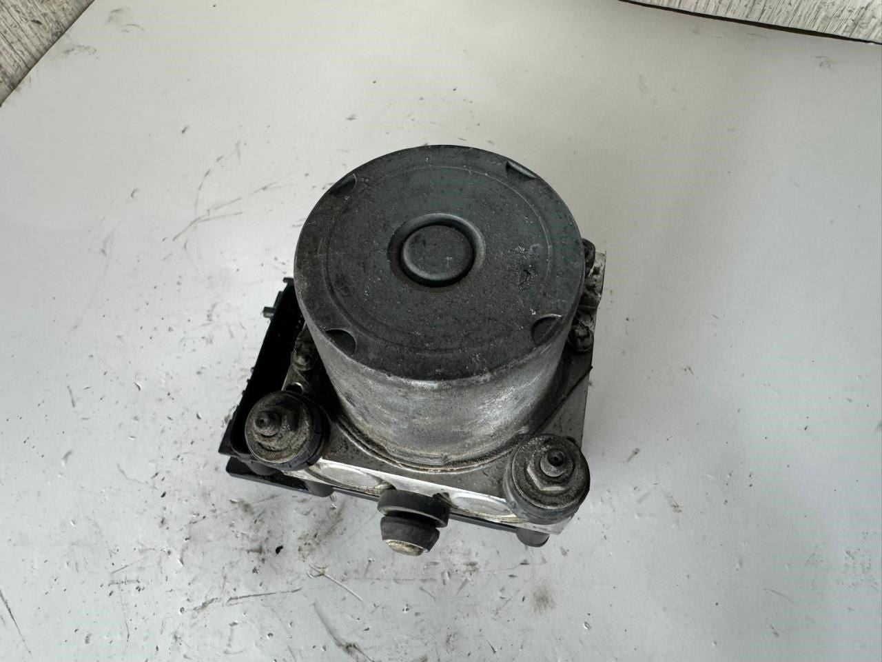13-14 CAMRY ABS Pump Anti Lock Brake Module - 44540-06080-A