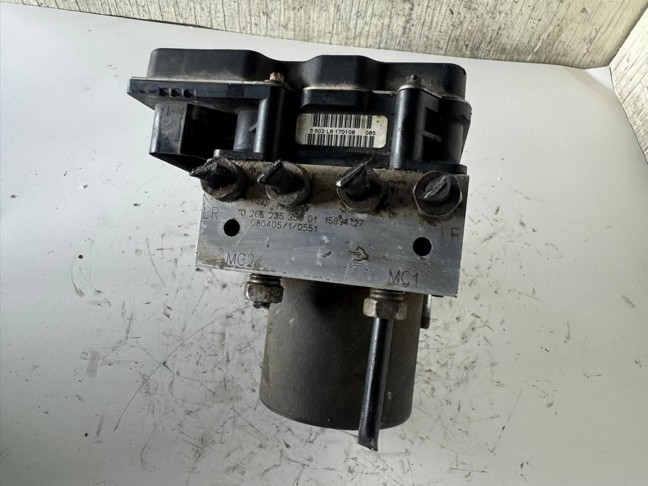 2008 ESCALADE ABS Pump Anti Lock Brake Module - 15834127