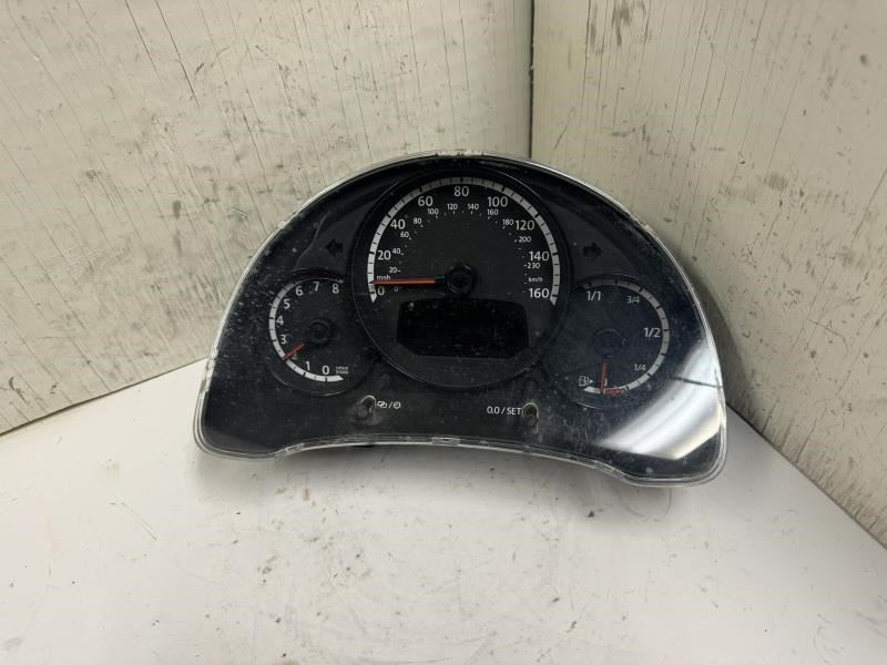 13-14 BEETLE Speedometer Instrument Cluster - 5C5920 950F