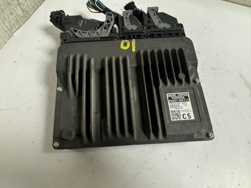 21 CAMRY  Engine Control Module Computer ECU ECM PCM - 89661-0X711