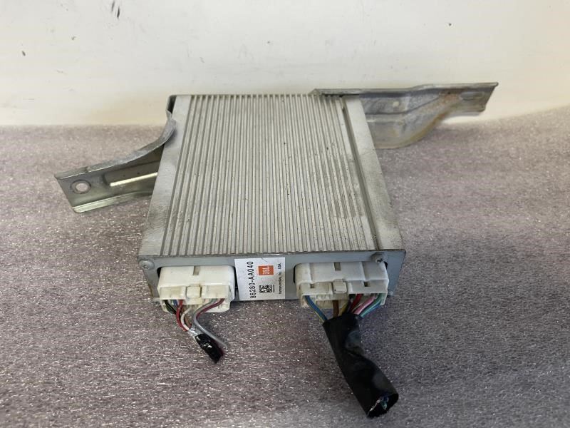 00-01 CAMRY JBL AMPLIFIER - 86280-AA040