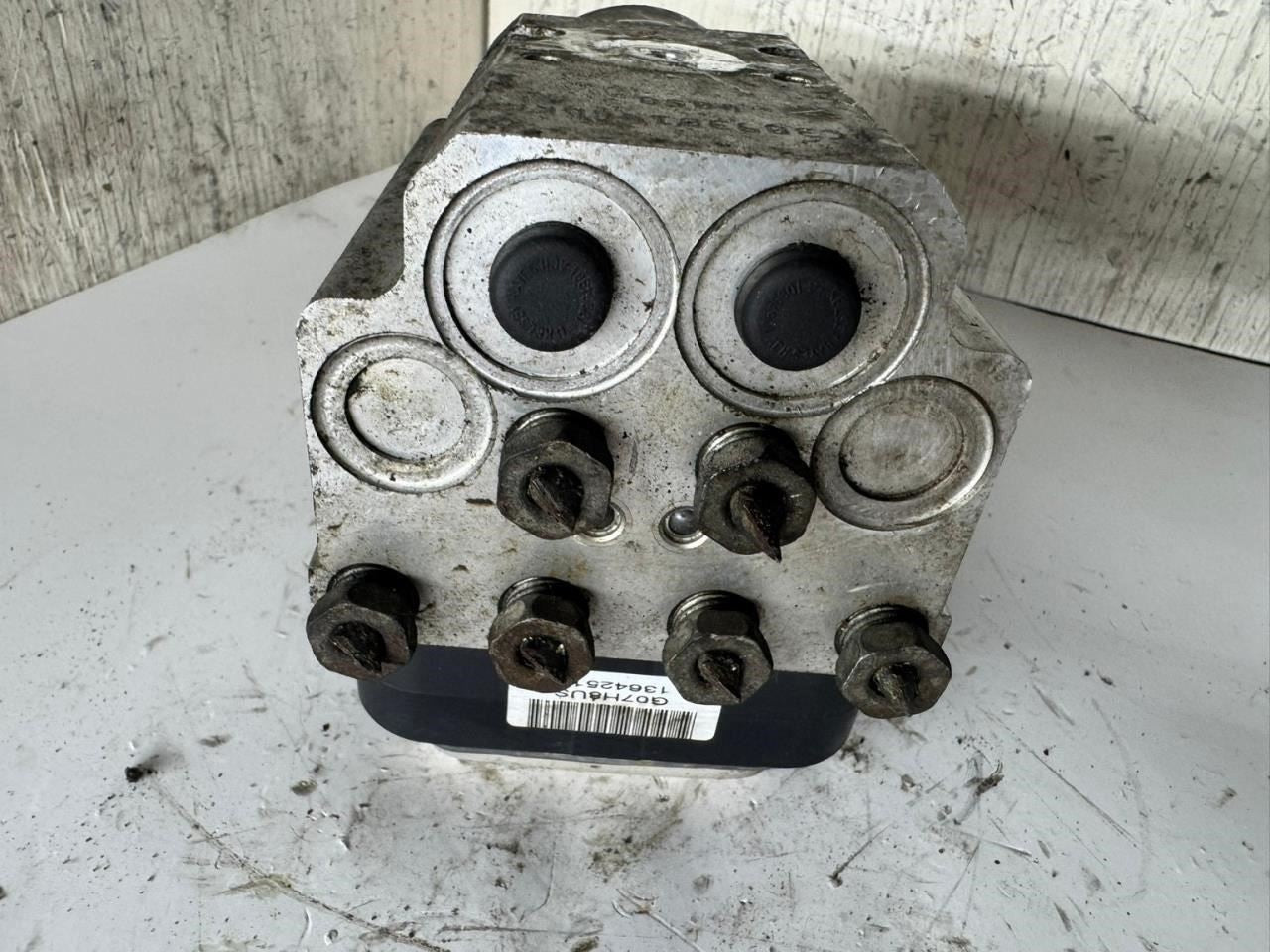 2005 TAHOE ABS Pump Anti Lock Brake Module - 13642510K