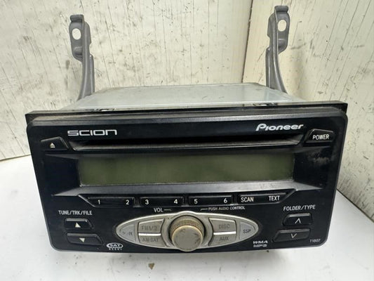 06 SCION XB Pioneer Radio CD Player Audio - 08600-21800