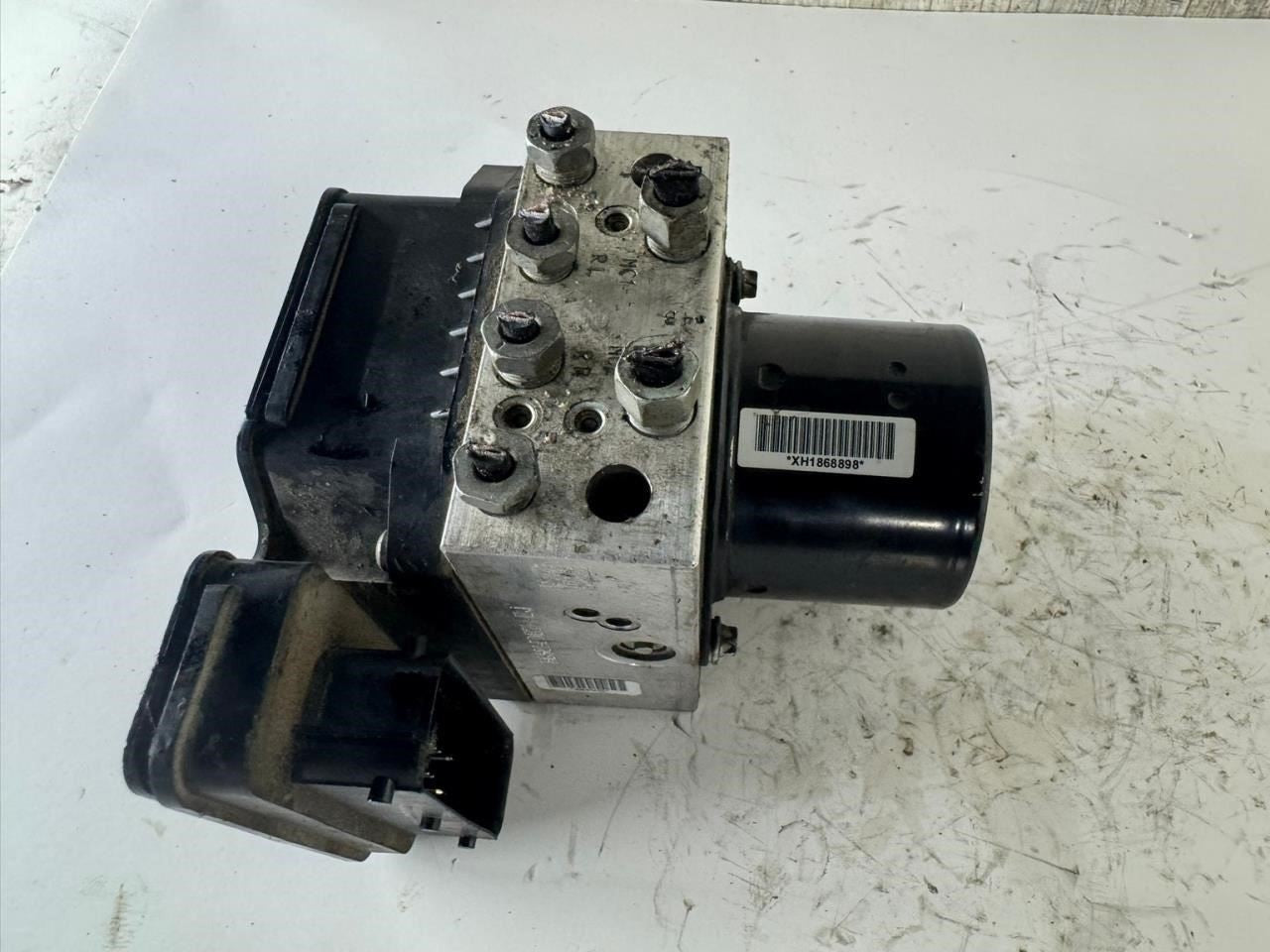 13-16 MALIBU ABS Pump Anti Lock Brake Module - 22863598