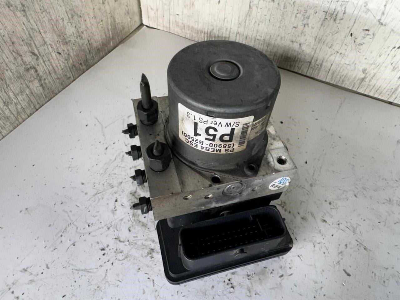 14-15 SOUL ABS Pump Anti Lock Brake Module - 58900-B2506