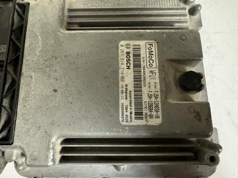 16 ESCAPE Engine Control Module Computer ECU  - FJ5A-12A650-VB; FJ5A-12B684-BA