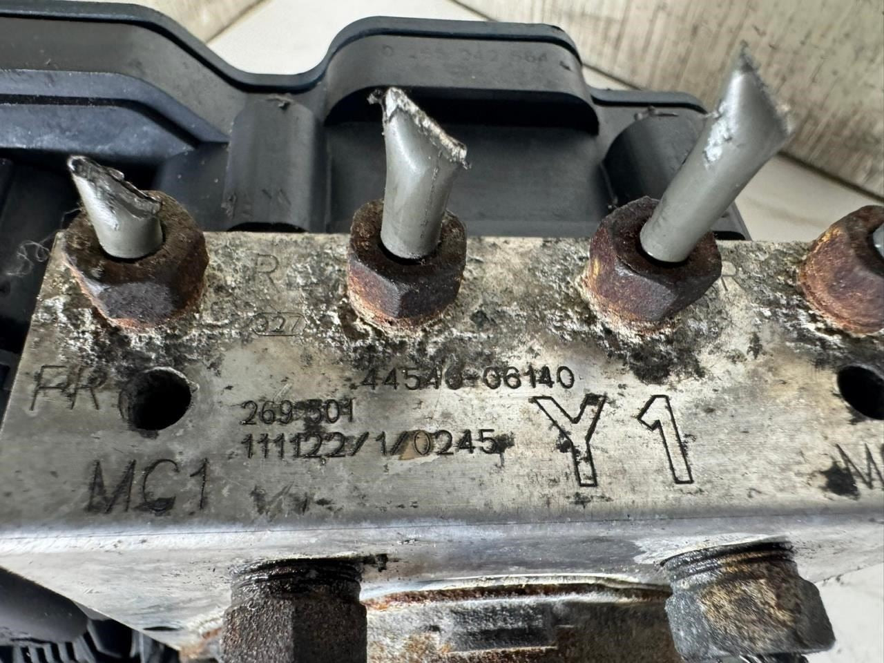 2012 CAMRY ABS Pump Anti Lock Brake Module - 44540-06140