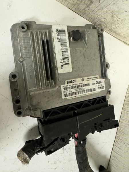 4-19 DODGE 1500 PICKUP Engine Control Module Computer ECU ECM PCM - P68320200AJ