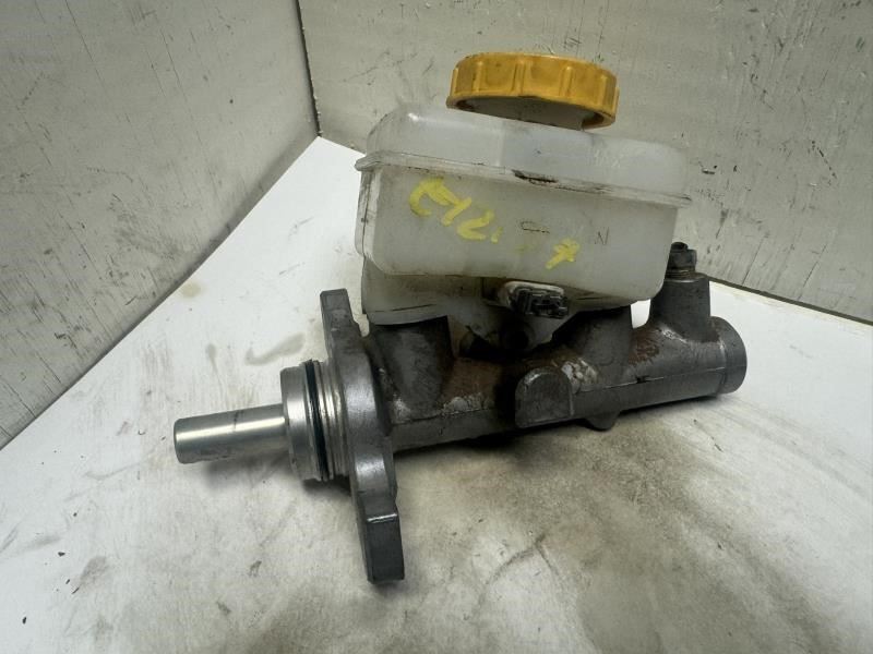 12 FORESTER BRAKE MASTER CYLINDER WITH RESERVOIR TANK