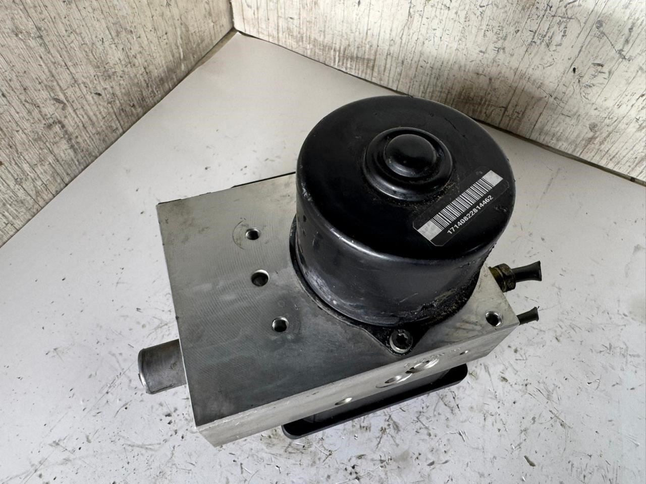 06-10 INFINITI QX56 ABS Pump Anti Lock Brake Module - 06.2102-0608.4
