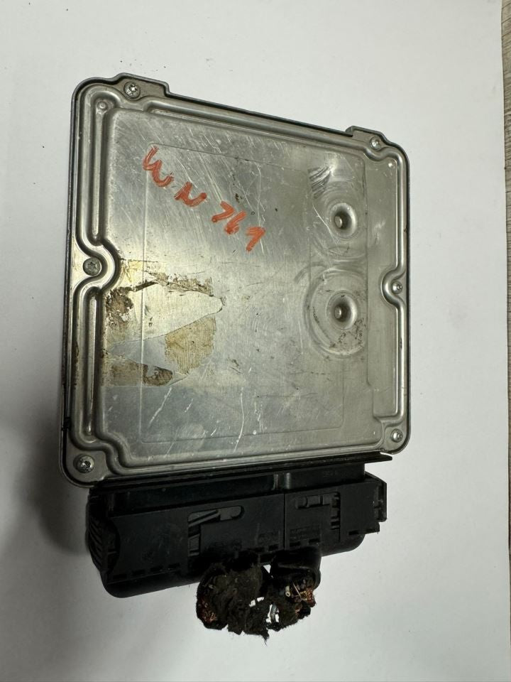 04-05 PASSAT Engine Control Module Computer ECU ECM PCM - 038 906 016 R