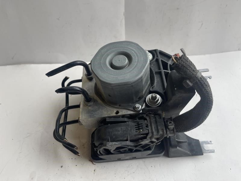 2016 MERCEDES GLA250 ABS ANTI LOCK BRAKE PUMP MODULE- A000 431 39 00